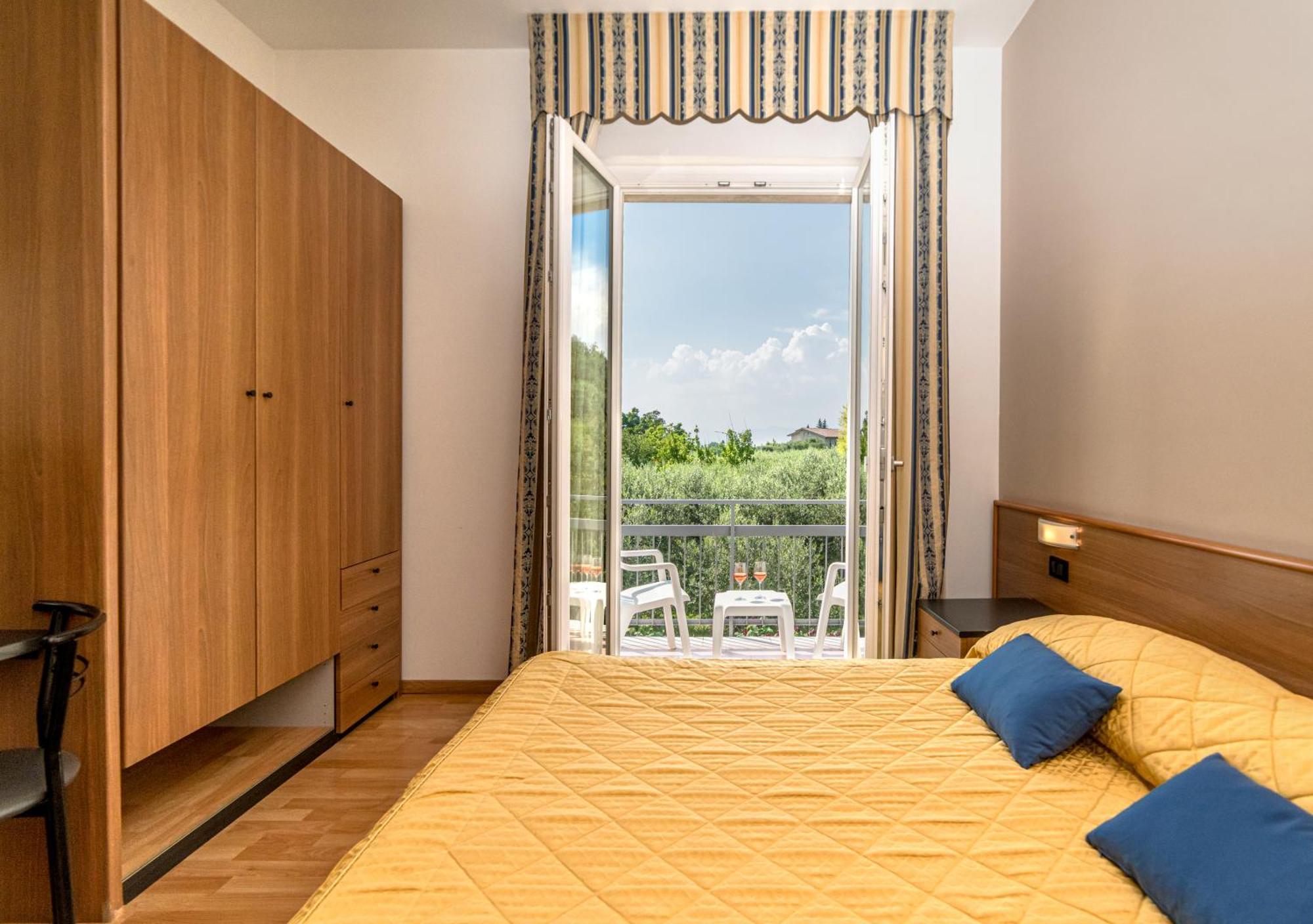 Mary Rose Hotel